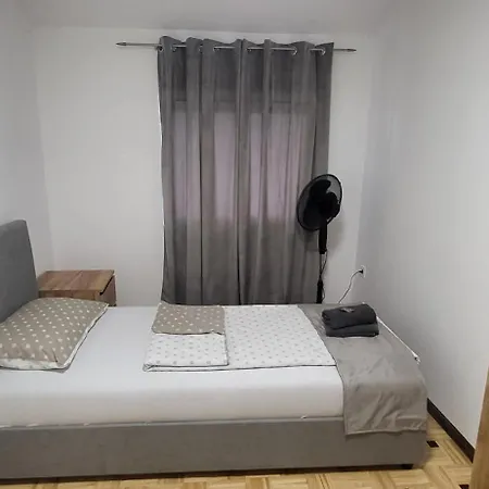 شقة Apartma Vikovic I