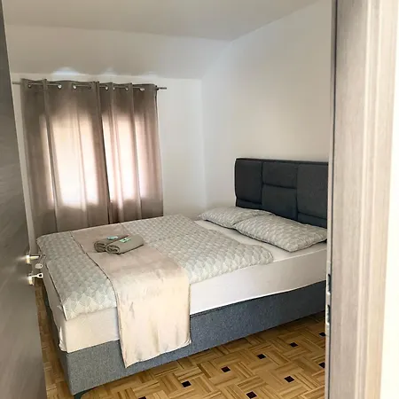 Apartma Vikovic I